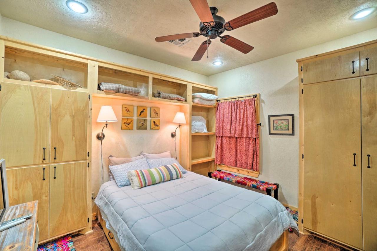 Charming Hilltop Cottage In Medicine Park! 外观 照片
